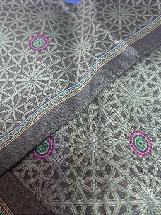 Christian Dior Green Geometric Handkerchief - Picture 17 of 17